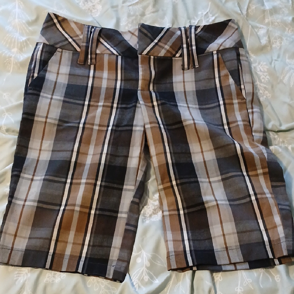 Spacegirlz Plaid Zip Up Shorts Womans 1